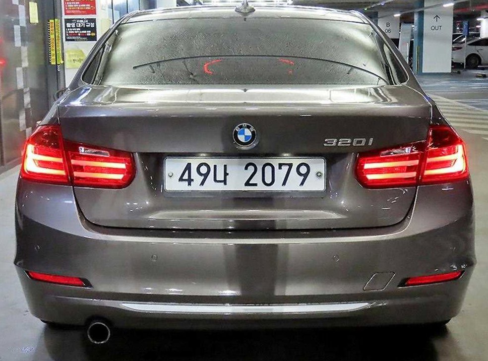 BMW 3시리즈 320i 사진 5