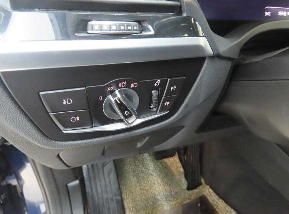 BMW X3 xDrive 20d 사진 11