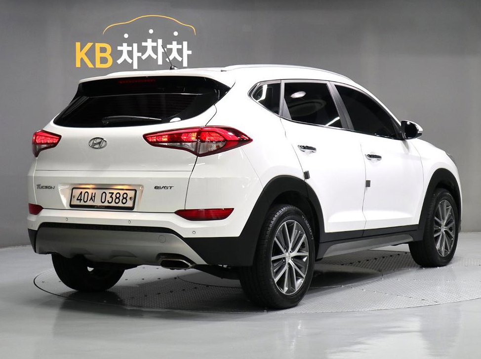 현대 투싼 디젤 1.7 2WD 사진 3