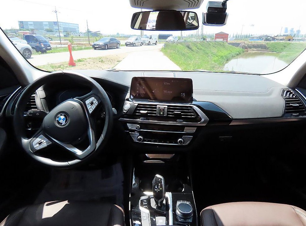 BMW X3 xDrive 20i 럭셔리 사진 9