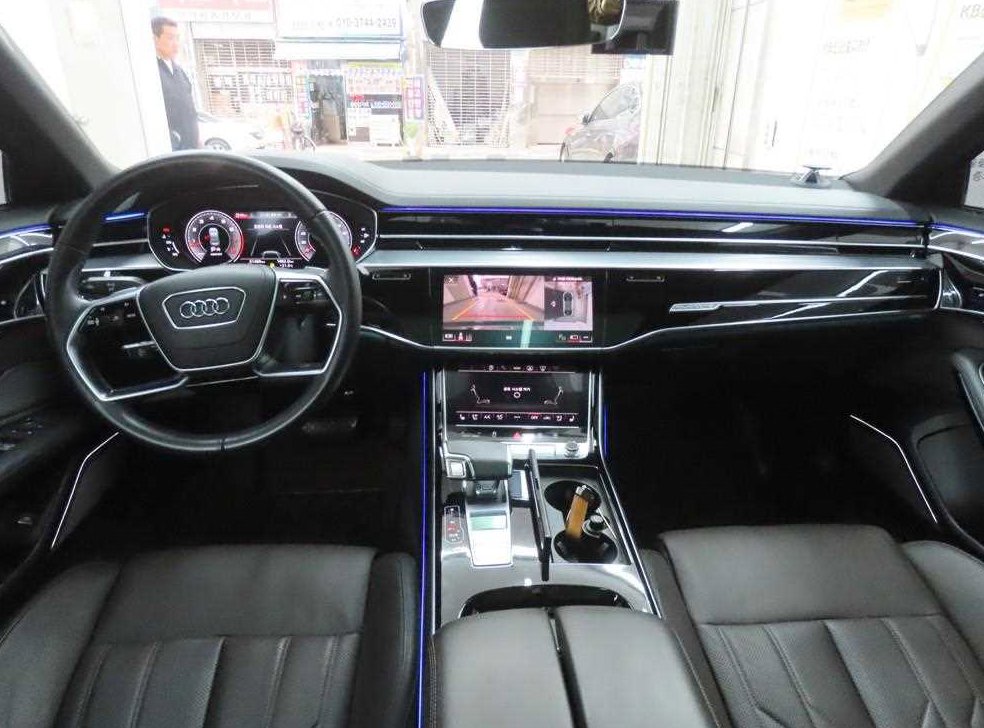 아우디 A8 55 TFSI 콰트로 LWB 사진 7