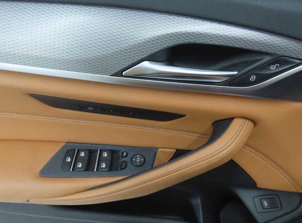 BMW 5시리즈 520d xDrive M 스포츠 플러스 사진 10