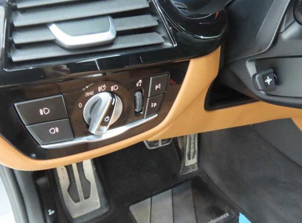 BMW 5시리즈 520d xDrive M 스포츠 플러스 사진 11