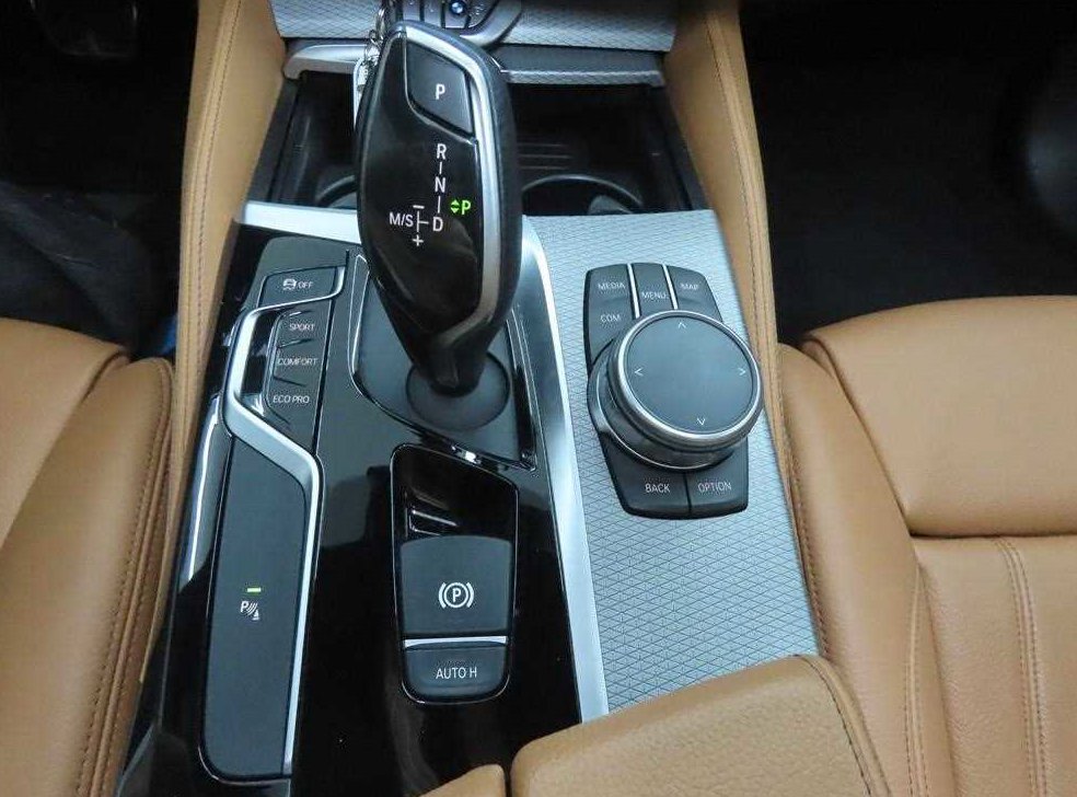 BMW 5시리즈 520d xDrive M 스포츠 플러스 사진 13