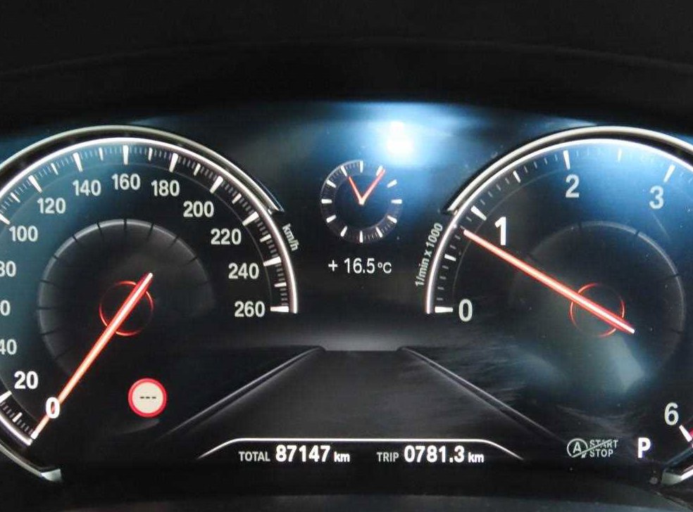 BMW 5시리즈 520d xDrive M 스포츠 플러스 사진 9