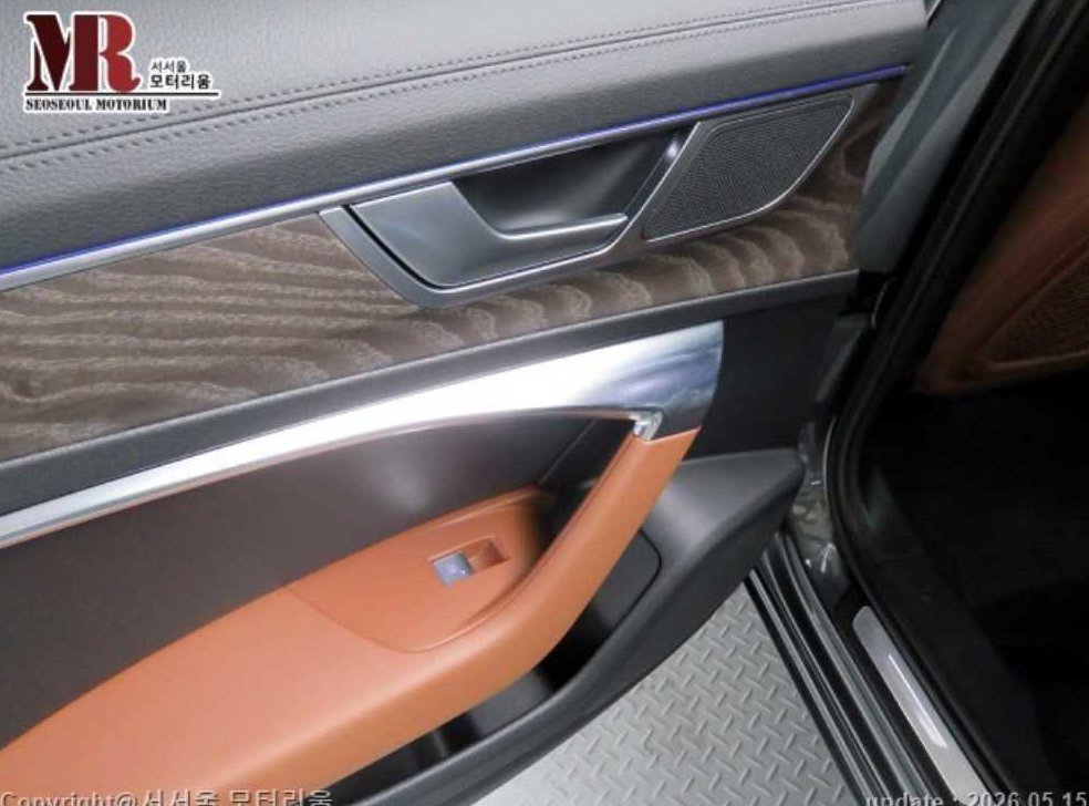아우디 A6 45 TFSI 콰트로 프리미엄 사진 15