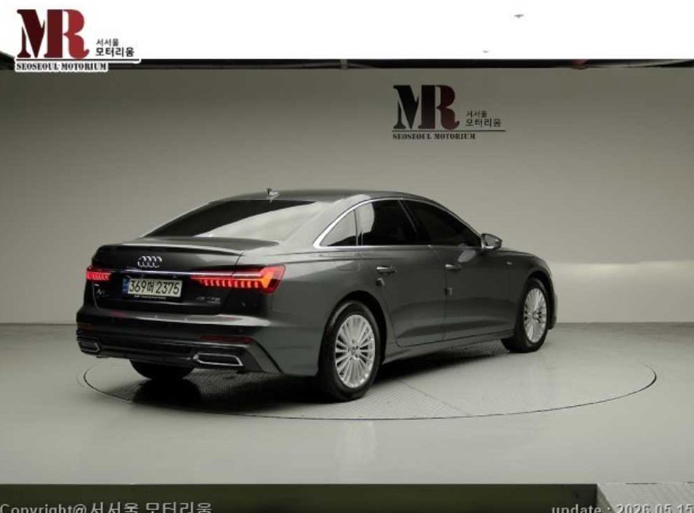 아우디 A6 45 TFSI 콰트로 프리미엄 사진 3