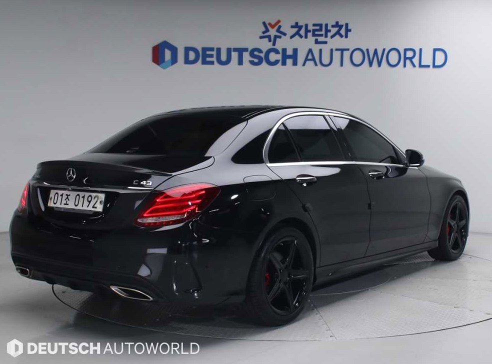 벤츠 C 클래스 C200 AMG LINE 사진 2