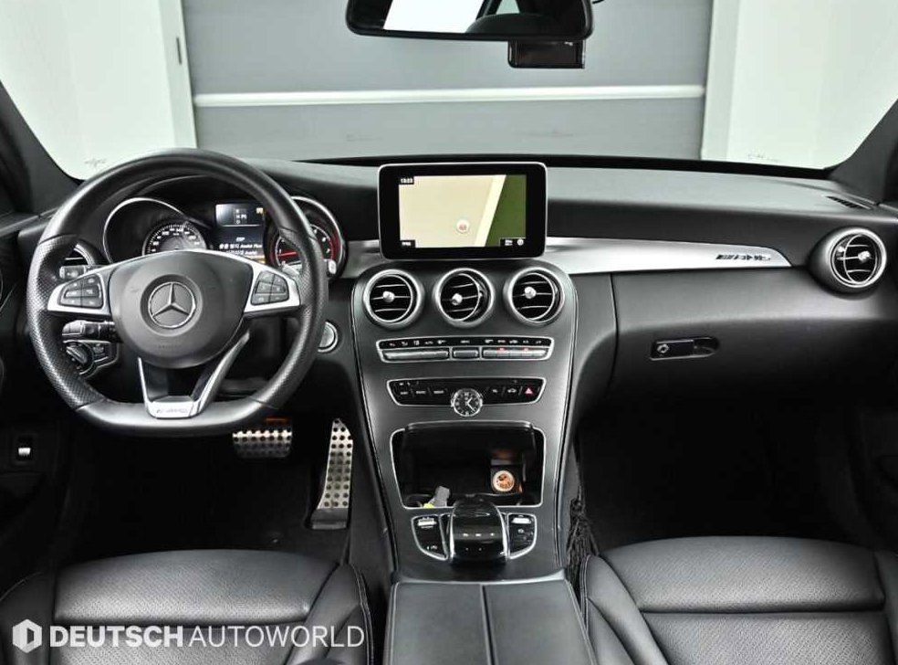 벤츠 C 클래스 C200 AMG LINE 사진 7