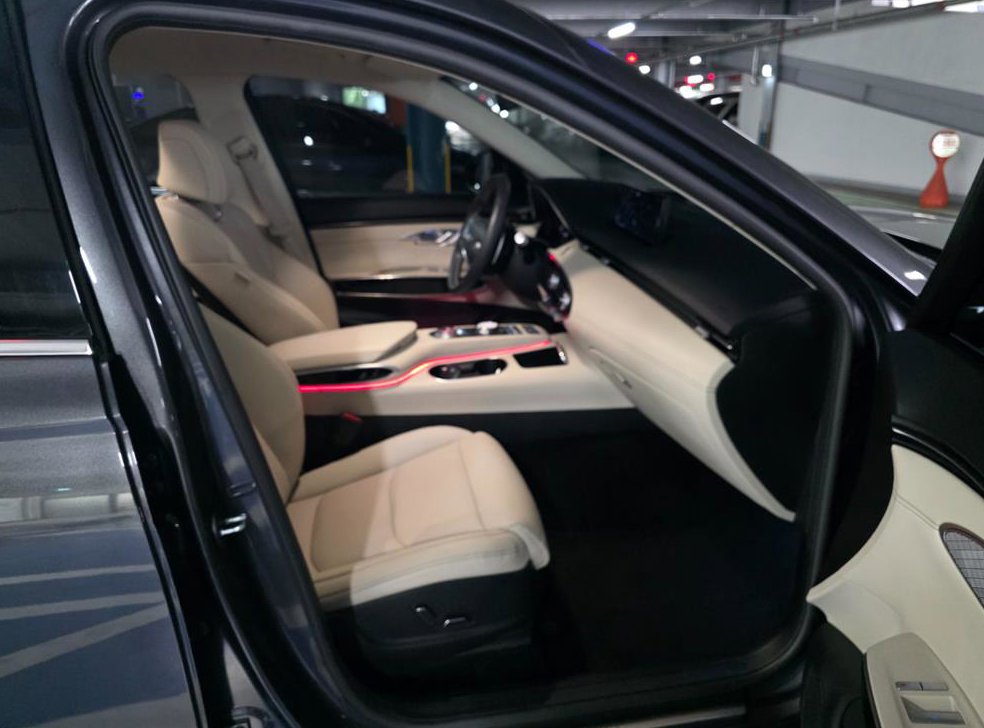 제네시스 GV70 2.5T 가솔린 2WD 사진 14