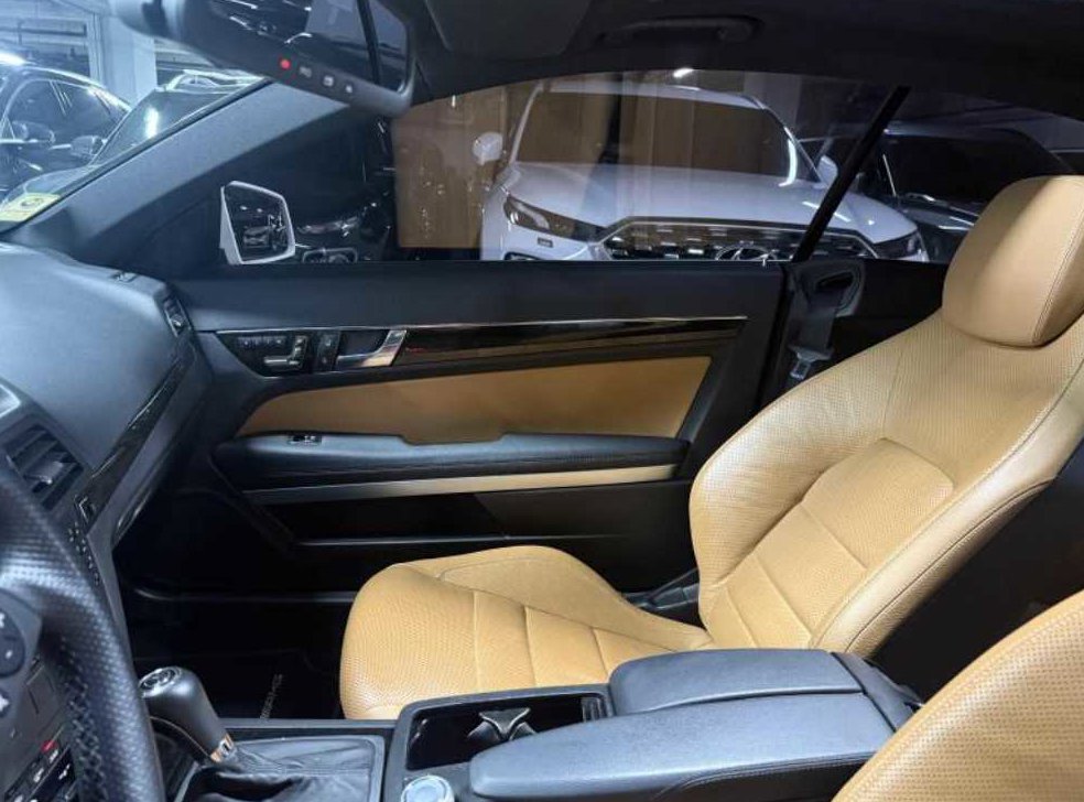 벤츠 E 클래스 E350 쿠페 사진 9