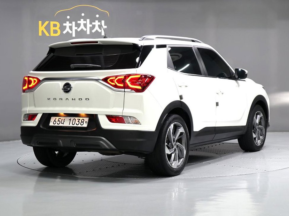 KG모빌리티(쌍용)  코란도 2WD 디젤 1.6 판타스틱 사진 2