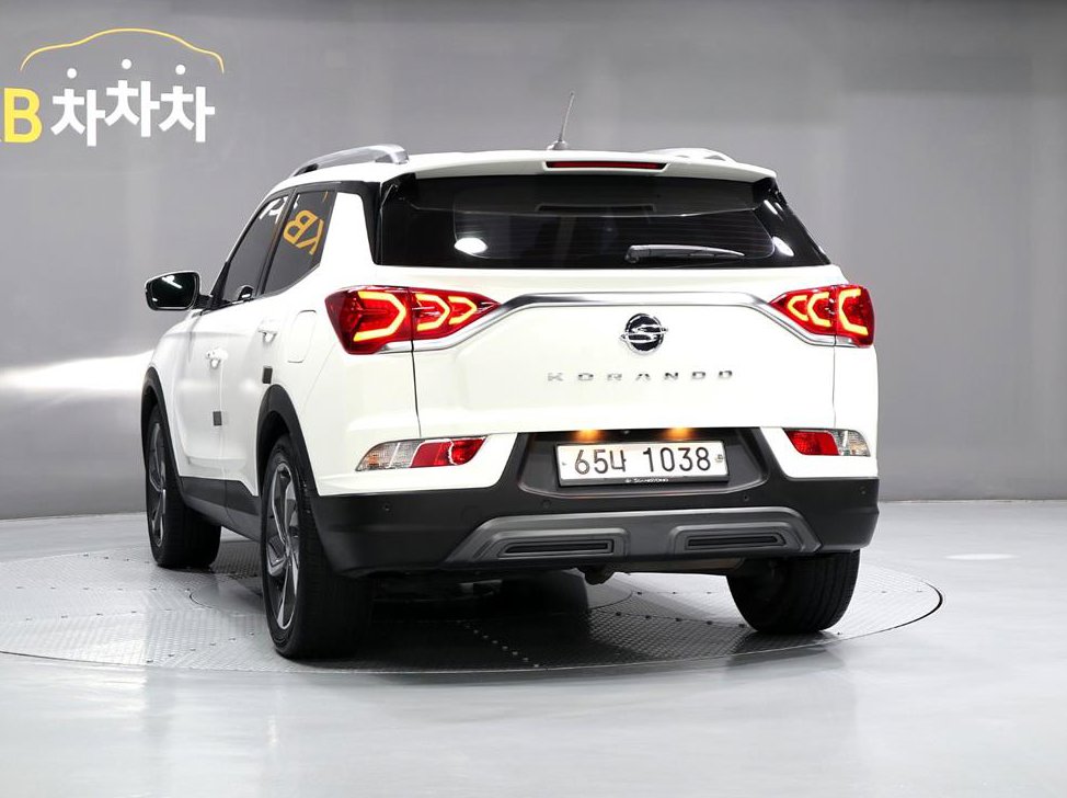 KG모빌리티(쌍용)  코란도 2WD 디젤 1.6 판타스틱 사진 3