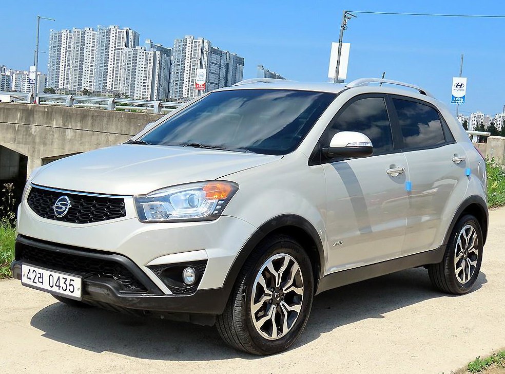 KG모빌리티(쌍용)  코란도 4WD 2.0 CVT 사진 2