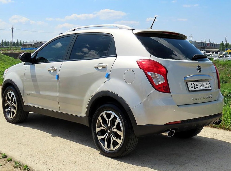 KG모빌리티(쌍용)  코란도 4WD 2.0 CVT 사진 3