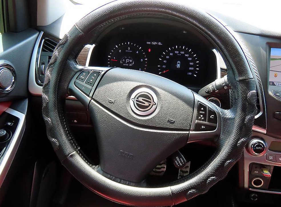 KG모빌리티(쌍용)  코란도 4WD 2.0 CVT 사진 7