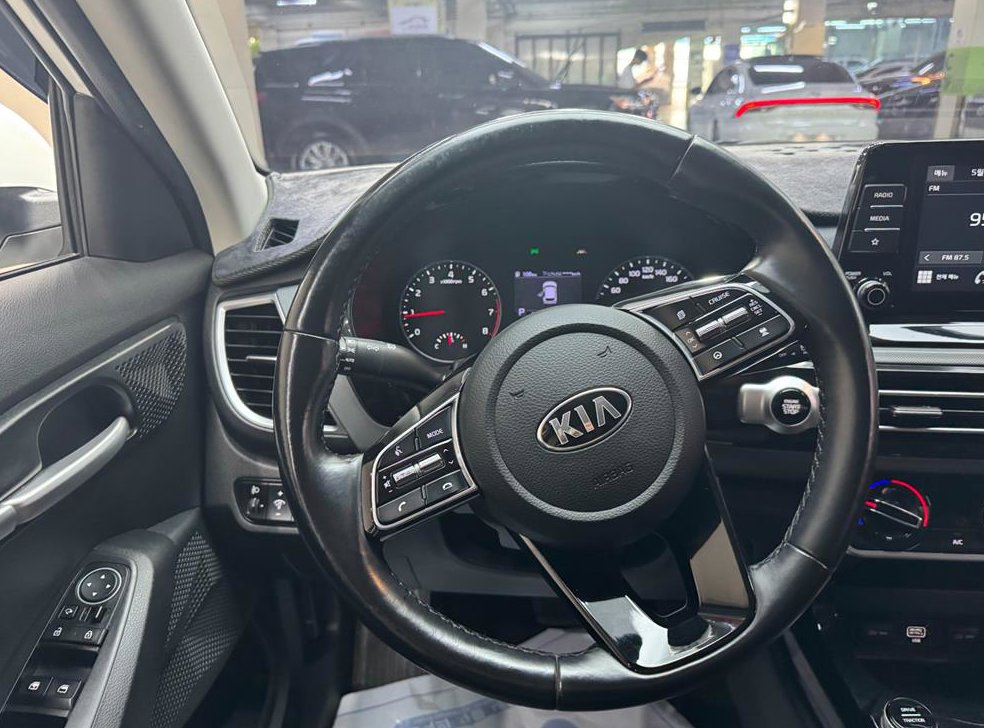 기아 셀토스 가솔린 1.6 터보 2WD 사진 6