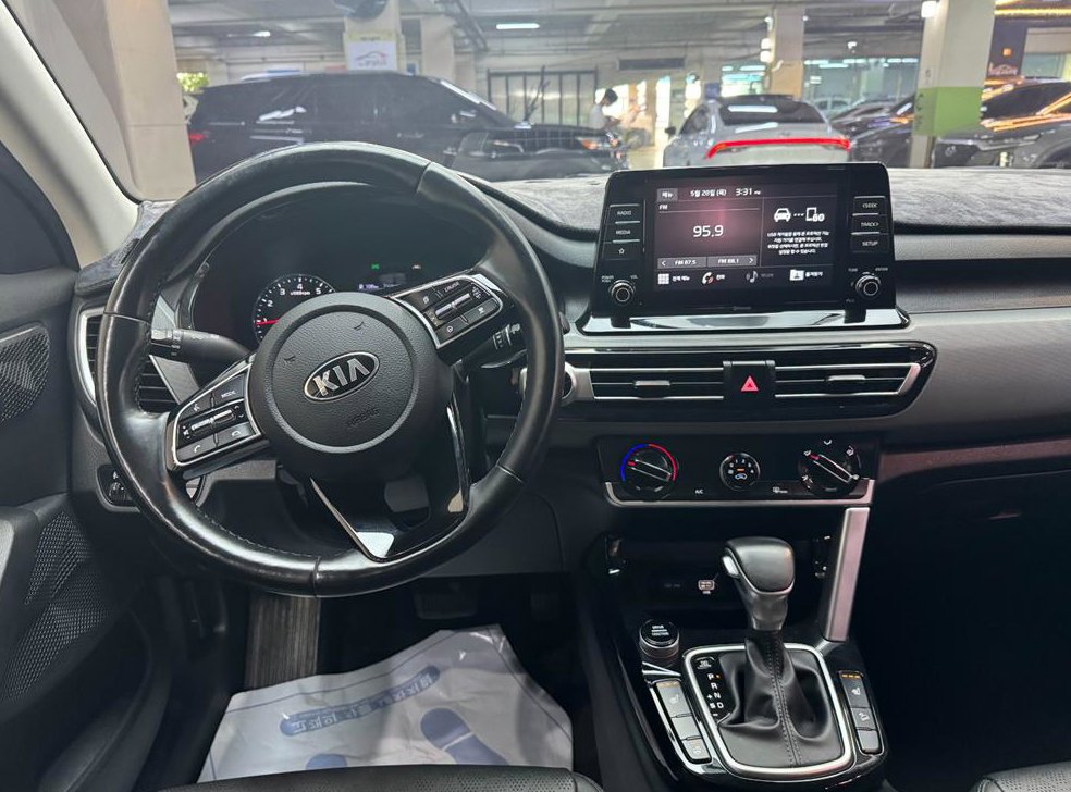 기아 셀토스 가솔린 1.6 터보 2WD 사진 7