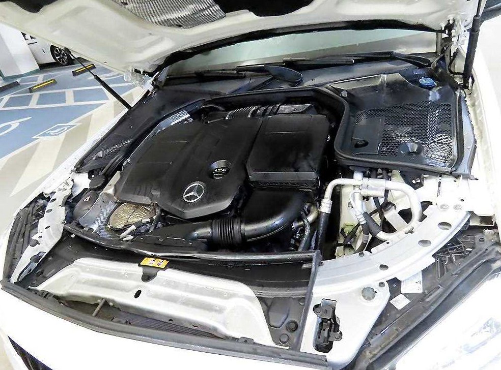 벤츠 C 클래스 C220 d 4MATIC 쿠페 사진 19