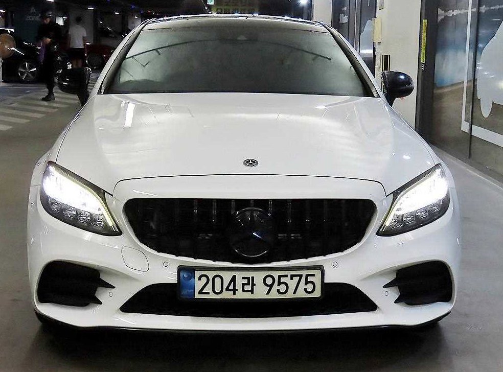 벤츠 C 클래스 C220 d 4MATIC 쿠페 사진 2
