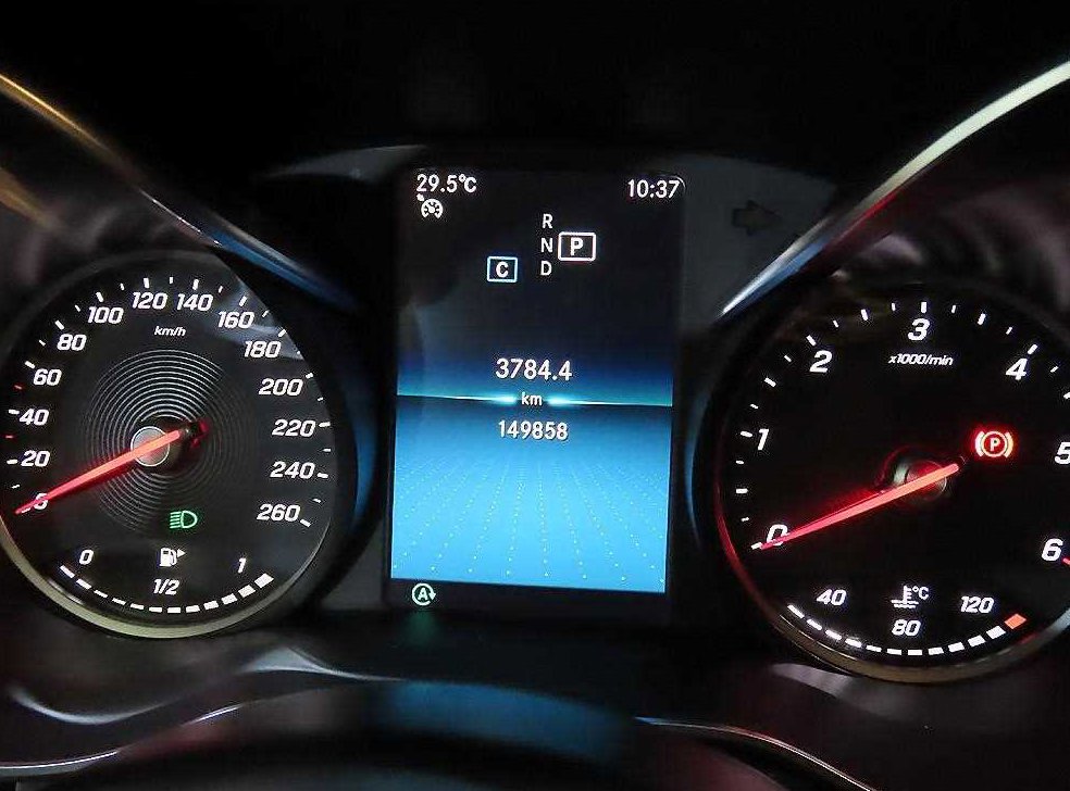 벤츠 C 클래스 C220 d 4MATIC 쿠페 사진 9