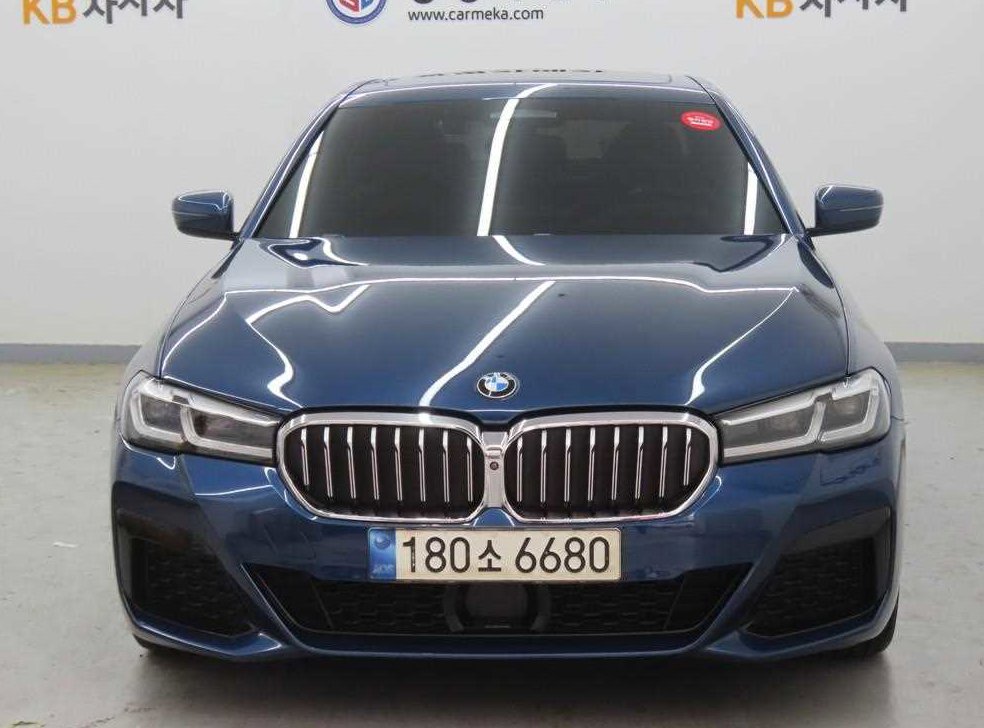 BMW 5시리즈 523d M 스포츠