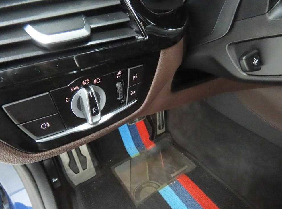 BMW 5시리즈 523d M 스포츠 사진 11