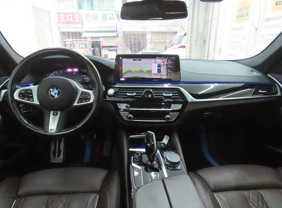 BMW 5시리즈 523d M 스포츠 사진 7