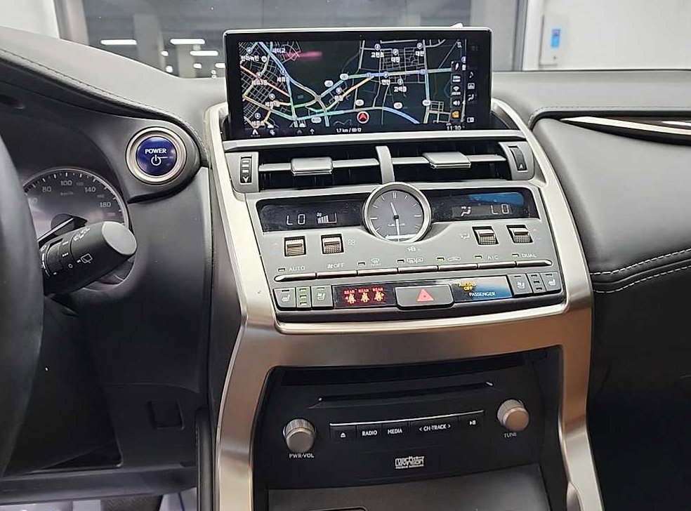 렉서스 NX 이그제큐티브 사진 10