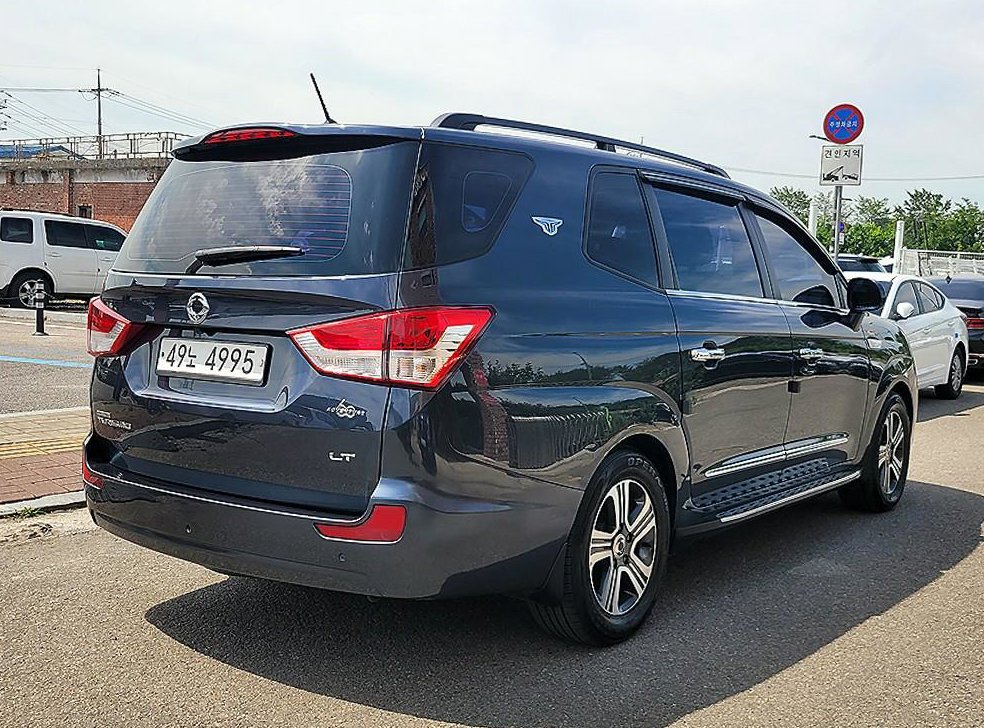 KG모빌리티(쌍용)  코란도 4WD GT 사진 4