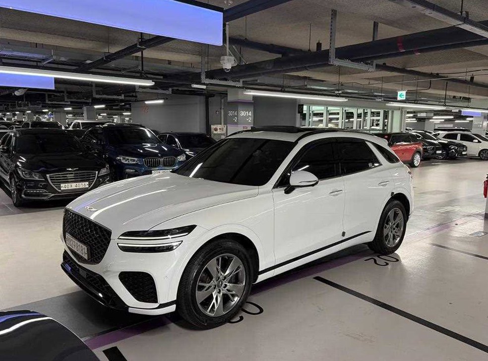 제네시스 GV70 2.5T 가솔린 AWD 사진 2