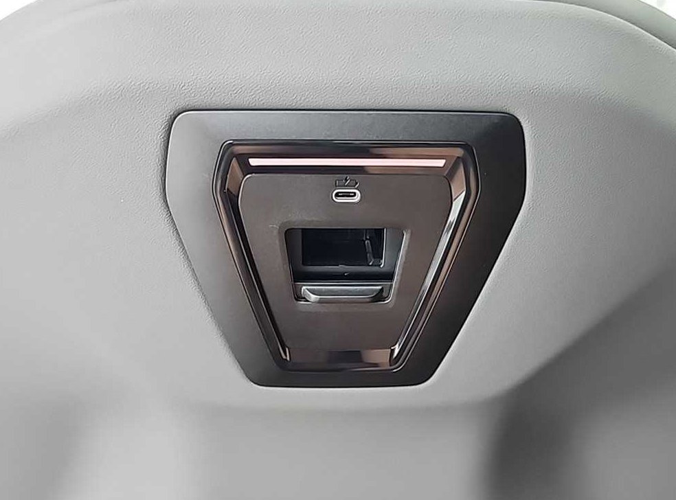 BMW i5 eDrive 40 사진 14