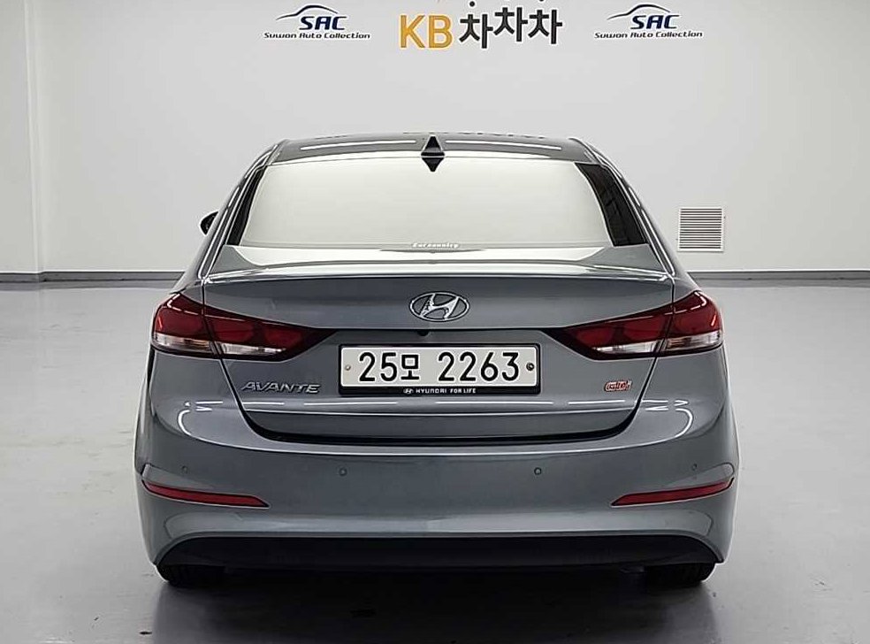 현대 아반떼 1.6 GDI 스마트 사진 3