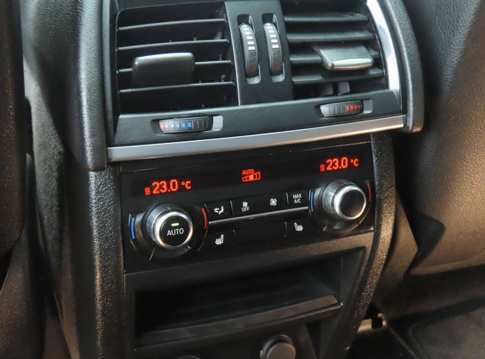BMW X6 xDrive 30d 사진 17