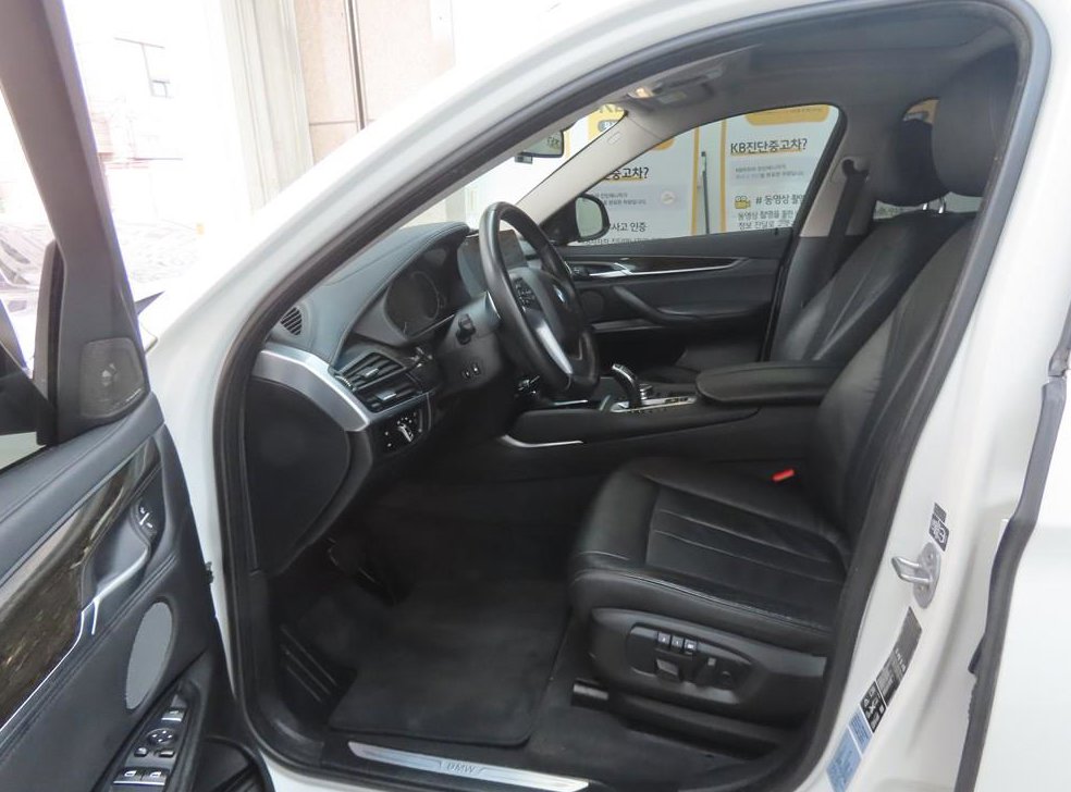 BMW X6 xDrive 30d 사진 5