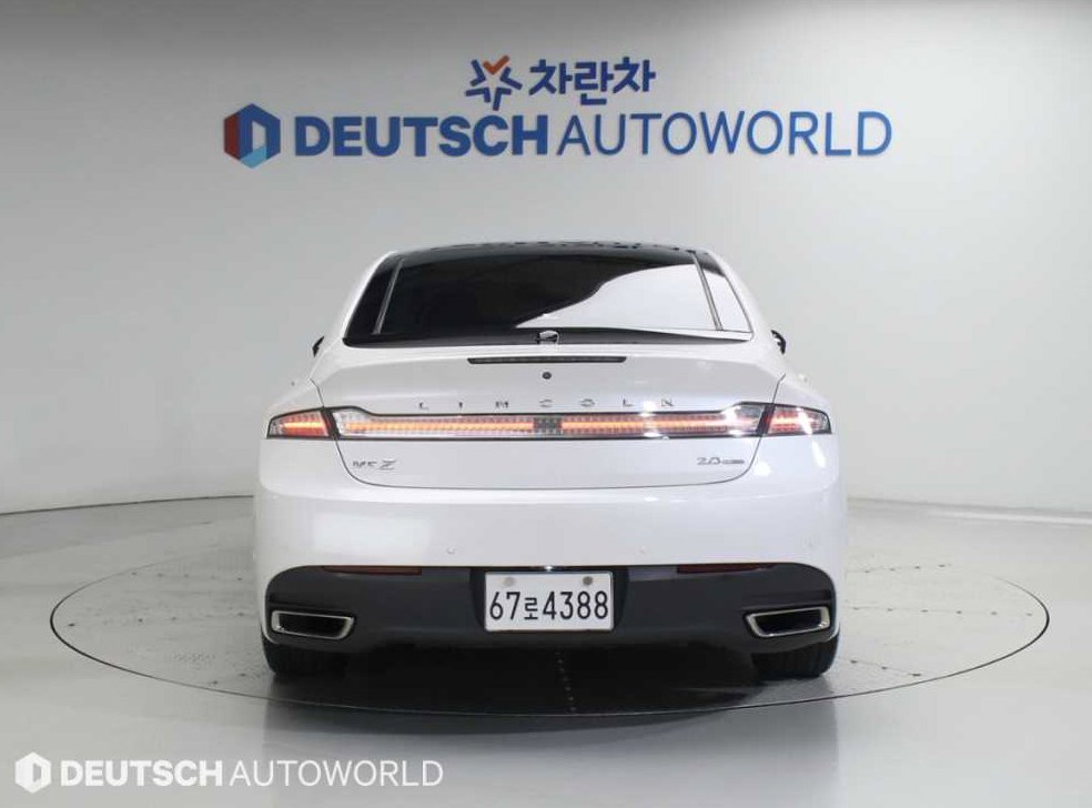 링컨 MKZ 2.0 사진 4