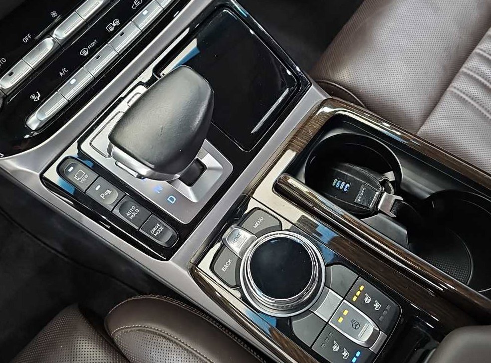 제네시스 EQ900 3.8 GDI AWD 사진 8