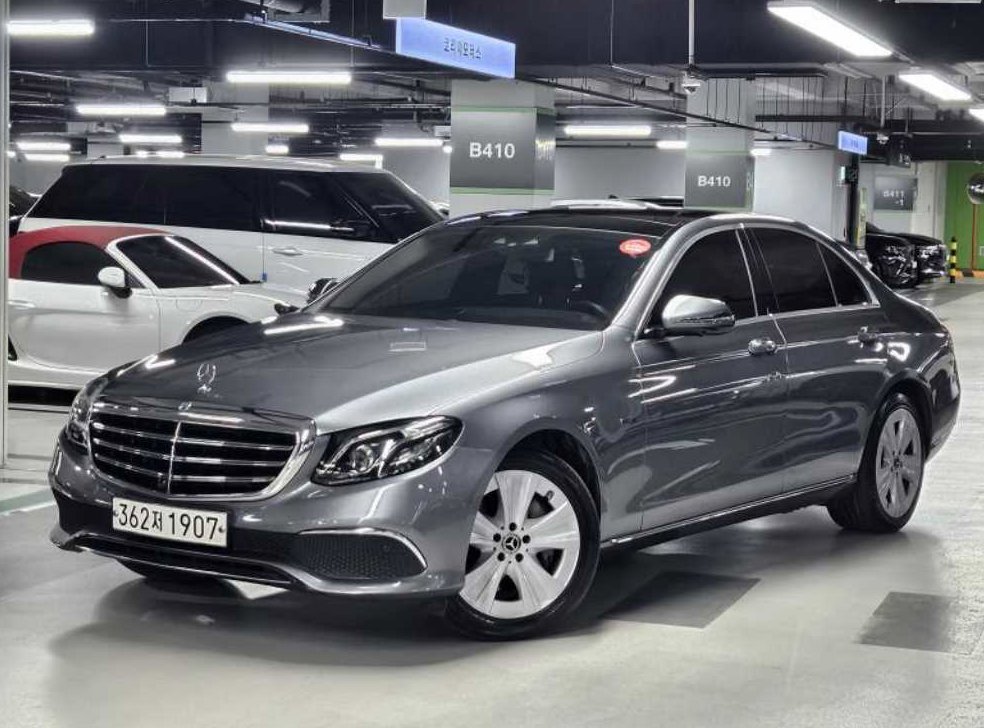 벤츠 E 클래스 E300e 익스클루시브 사진 2