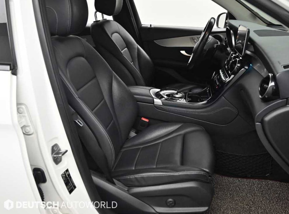 벤츠 GLC 클래스 GLC 350 e 4MATIC 사진 10