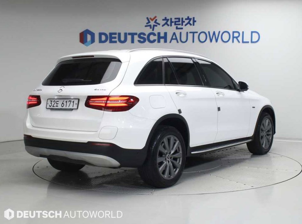 벤츠 GLC 클래스 GLC 350 e 4MATIC 사진 2