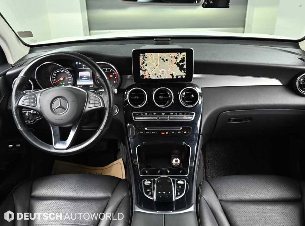 벤츠 GLC 클래스 GLC 350 e 4MATIC 사진 7