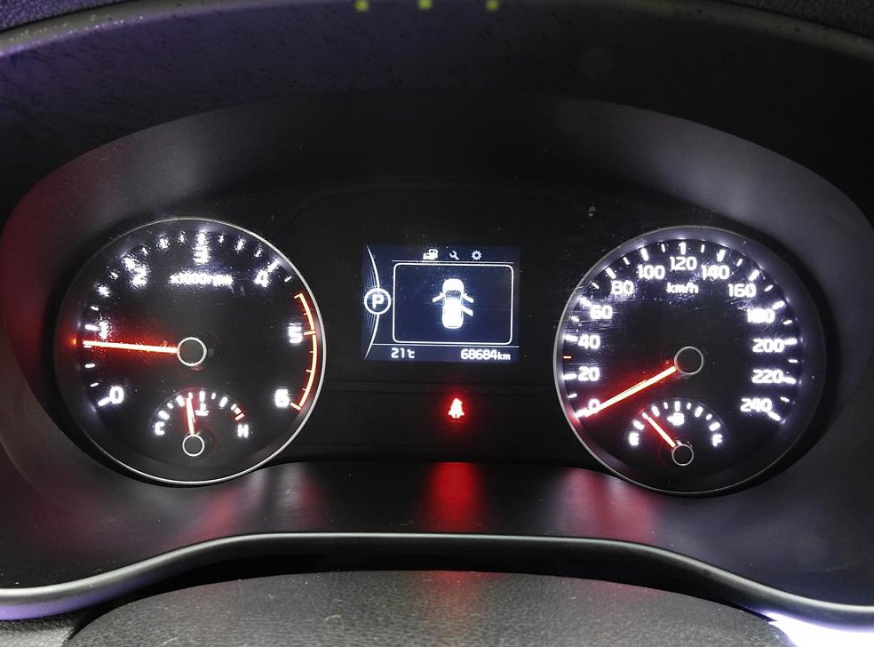 기아 스포티지 디젤 2.0 2WD 프레스티지 사진 5