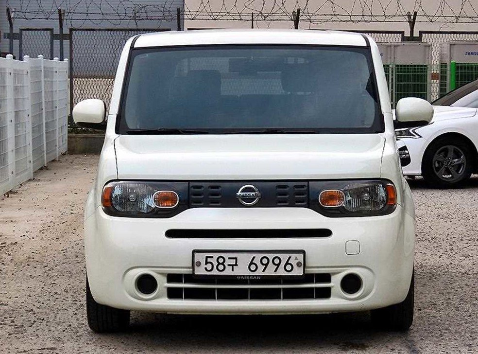 닛산 큐브 1.8 S