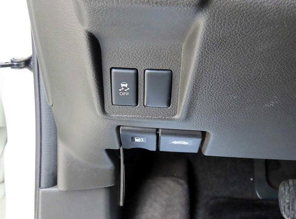 닛산 큐브 1.8 S 사진 12