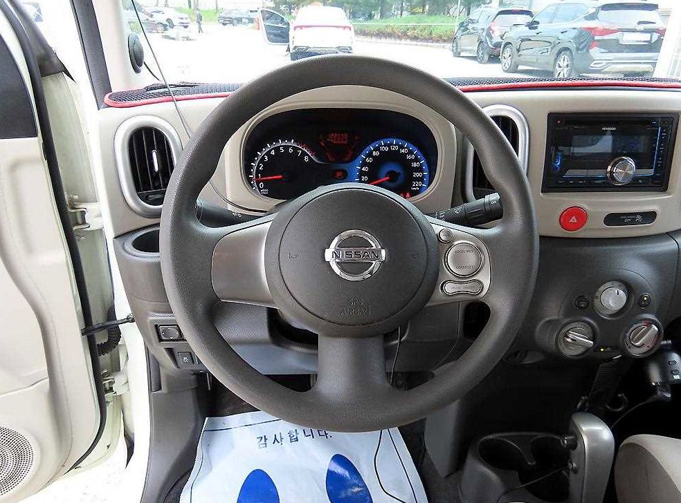 닛산 큐브 1.8 S 사진 8