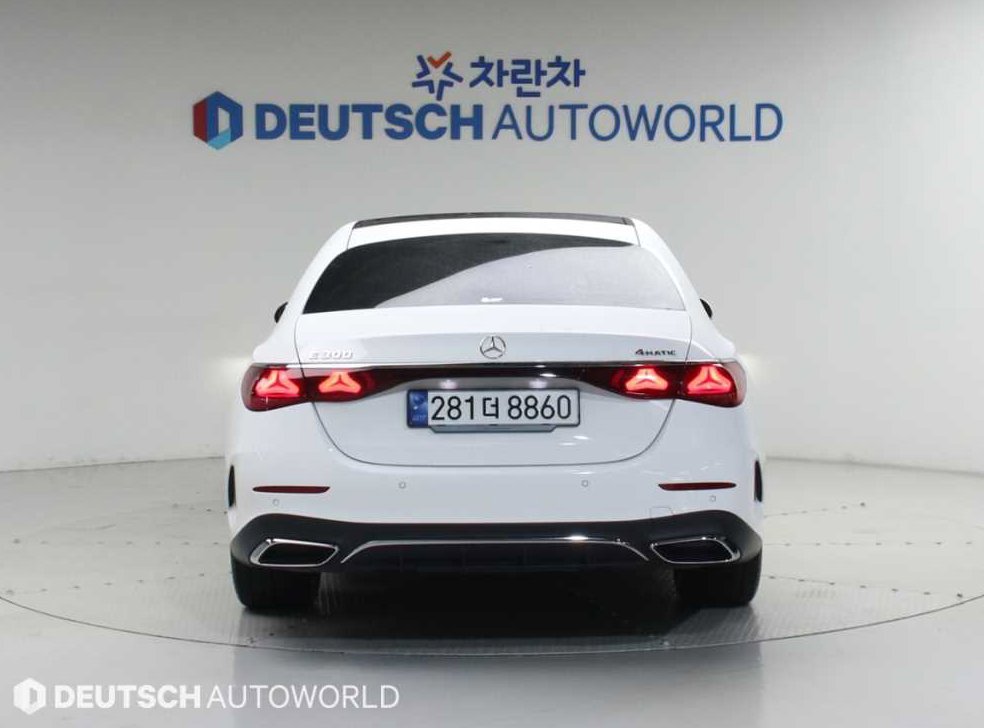 벤츠 E 클래스 E300 4MATIC 사진 4