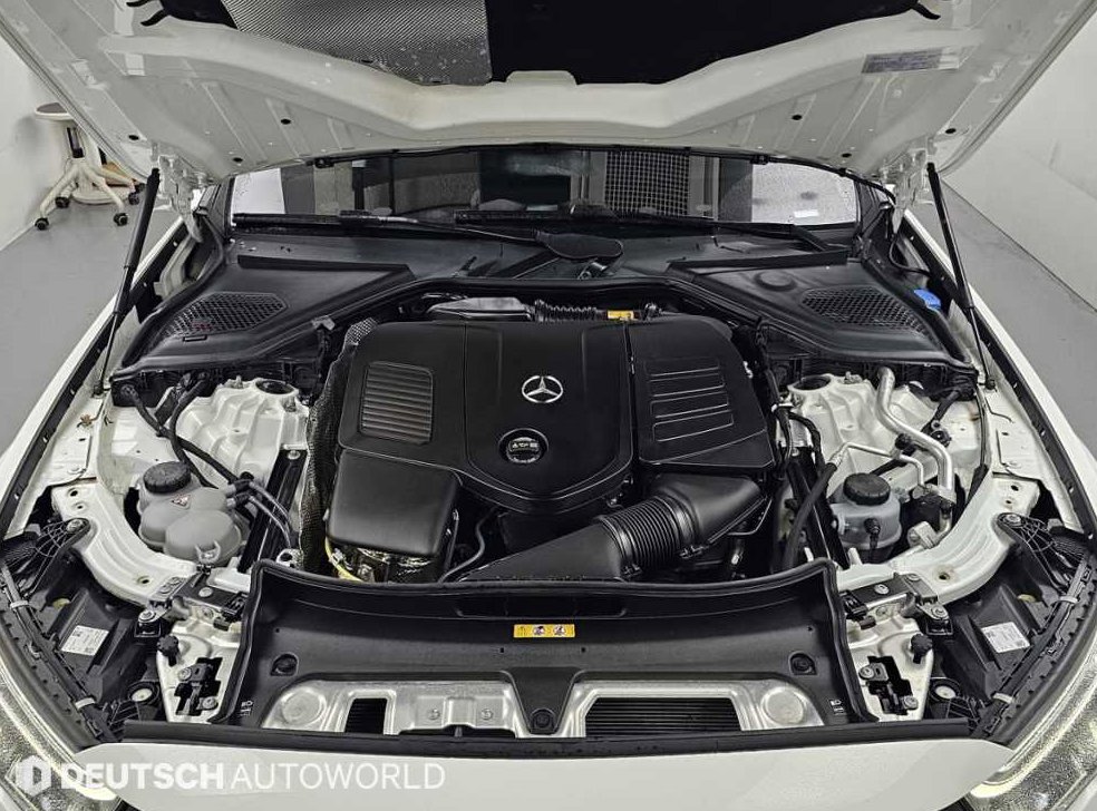 벤츠 E 클래스 E300 4MATIC 사진 6