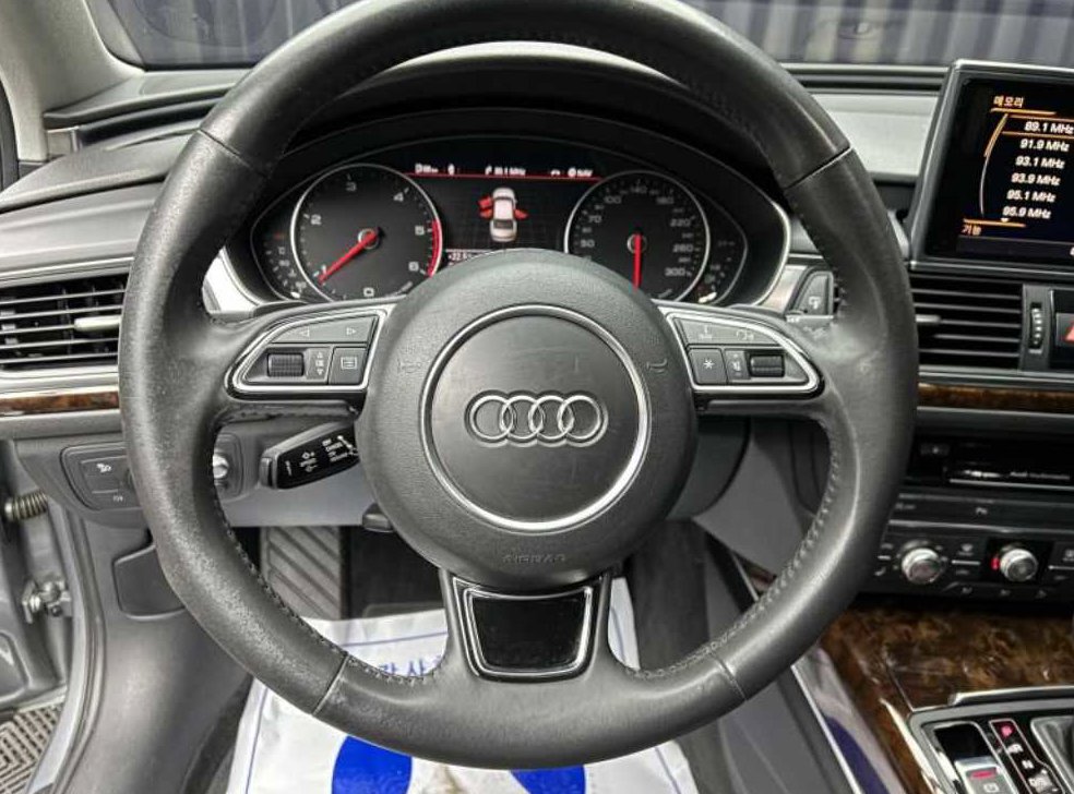 아우디 A6 2.0 TDI 사진 7