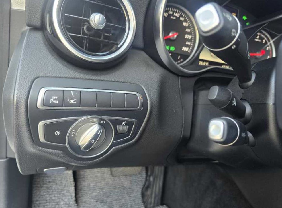 벤츠 C 클래스 C200 아방가르드 사진 11
