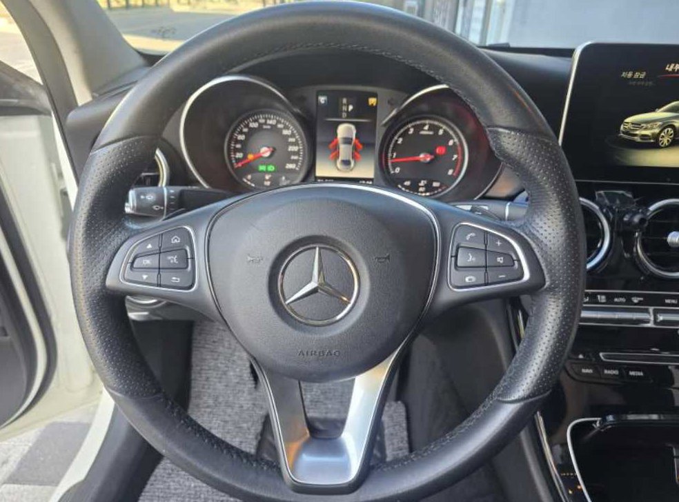 벤츠 C 클래스 C200 아방가르드 사진 12